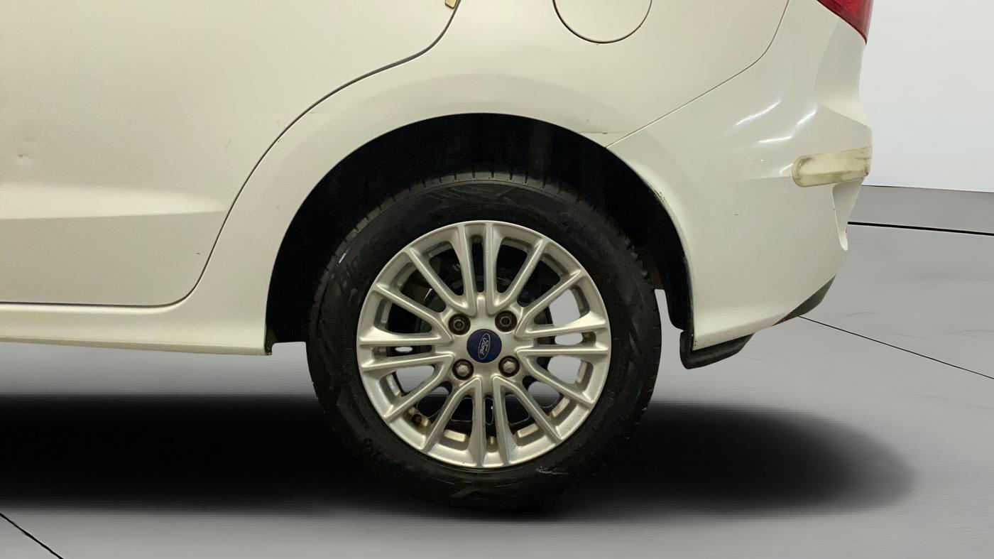 2019 Ford Figo Aspire TITANIUM 1.2 PETROL, Petrol, Manual, 1,17,499 km, Left Rear Wheel