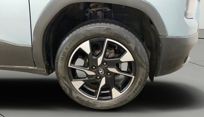 2023 Tata PUNCH CREATIVE  AMT, Petrol, Automatic, 37,844 km, Right Front Wheel