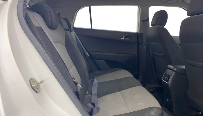 2017 Hyundai Creta  SX 1.6 Petrol , Petrol, Manual, 36,603 km, Right Side Rear Door Cabin