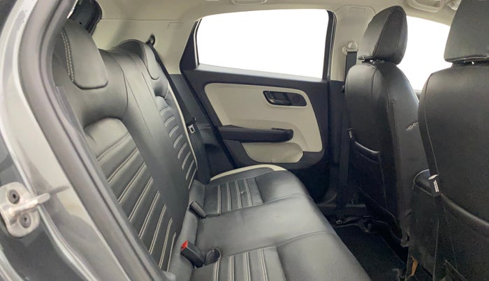 2024 Tata ALTROZ XM PLUS CNG, CNG, Manual, 28,896 km, Right Side Rear Door Cabin