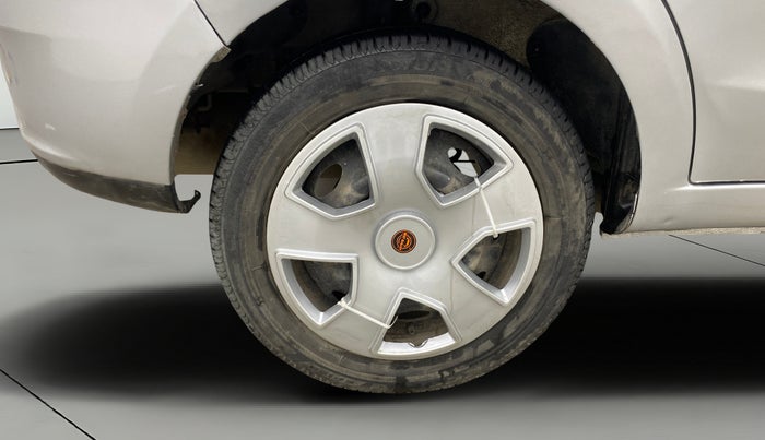 2015 Tata Zest XMS PETROL, Petrol, Manual, 70,846 km, Right Rear Wheel