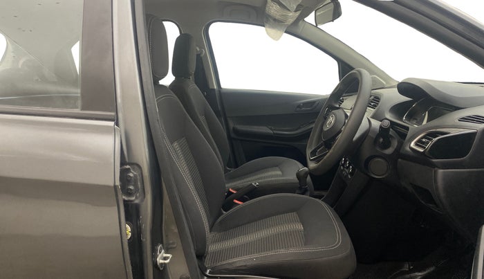2022 Tata TIAGO NRG XZ MT, Petrol, Manual, 71,811 km, Right Side Front Door Cabin