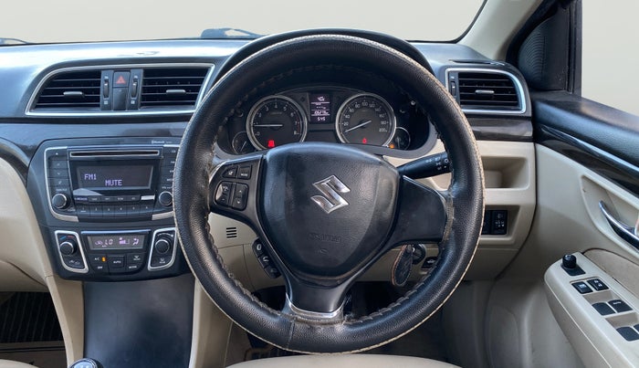 2016 Maruti Ciaz VXI+, Petrol, Manual, 1,06,270 km, Steering Wheel Close Up