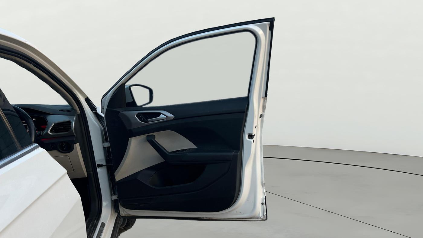 2021 Volkswagen TAIGUN GT PLUS 1.5 TSI DSG, Petrol, Automatic, 1,13,275 km, RHS Front Door