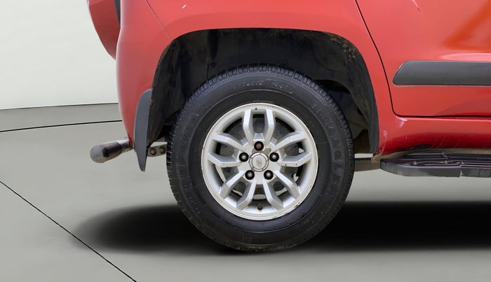 2015 Mahindra TUV300 T8 AMT, Diesel, Automatic, 69,797 km, Right Rear Wheel