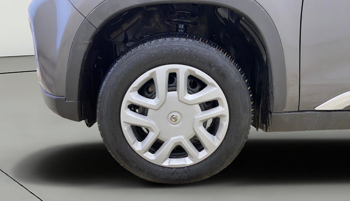 2021 Maruti Vitara Brezza LXI, CNG, Manual, 1,03,922 km, Left Front Wheel