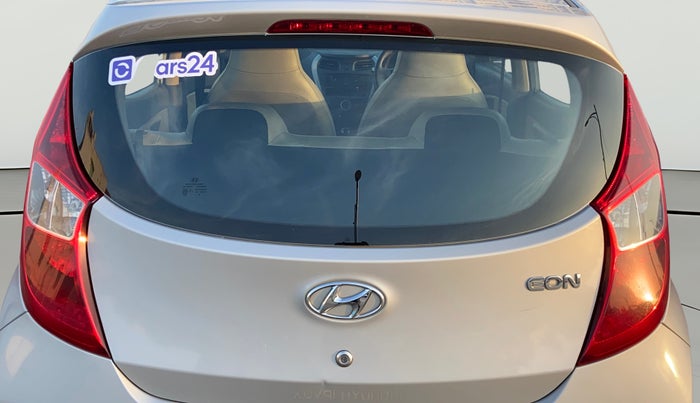 2018 Hyundai Eon ERA +, Petrol, Manual, 33,667 km, Rear Windshield