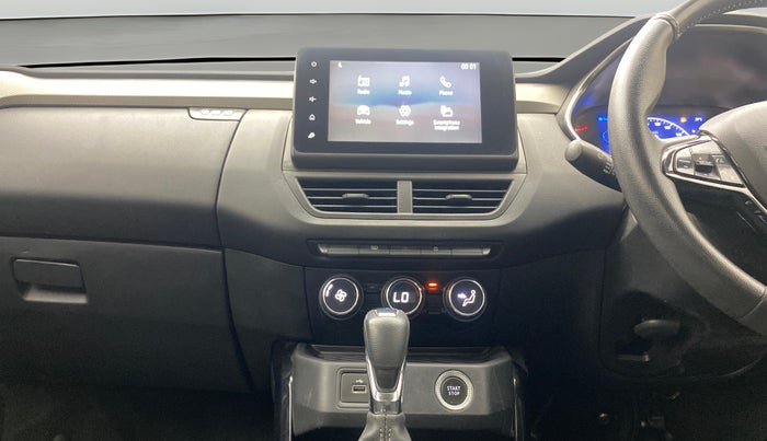 2021 Renault Kiger RXZ TURBO CVT DUAL TONE, Petrol, Automatic, 63,664 km, Air Conditioner