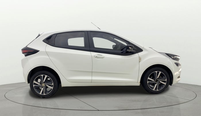 2021 Tata ALTROZ XZ DIESEL, Diesel, Manual, 37,813 km, Right Side View