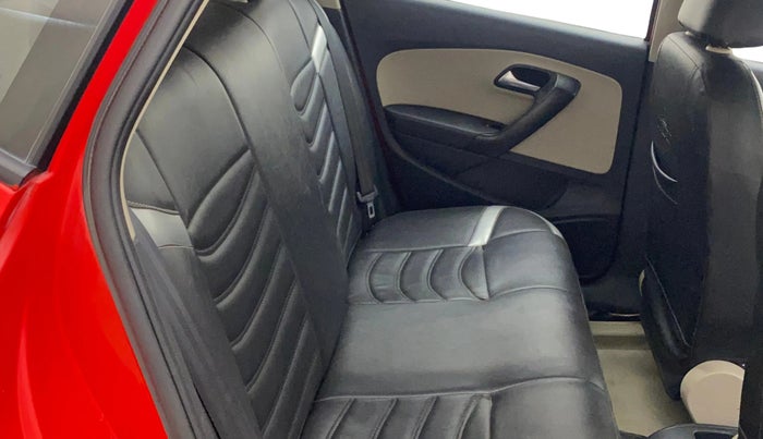 2014 Volkswagen Polo COMFORTLINE 1.2L, Petrol, Manual, 77,024 km, Right Side Rear Door Cabin