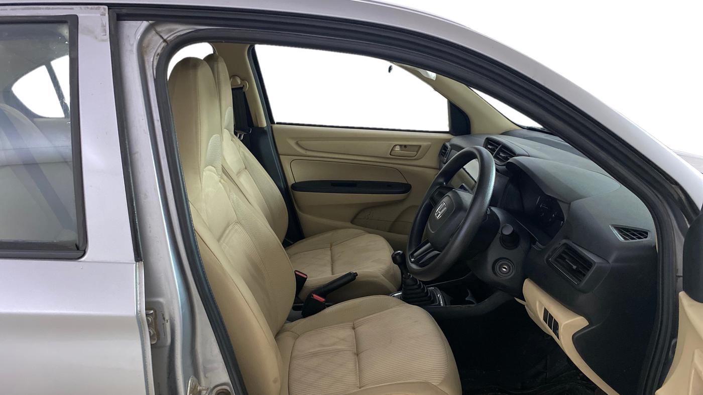 2018 Honda Amaze 1.5L I-DTEC E, Diesel, Manual, 50,050 km, Right Side Front Door Cabin