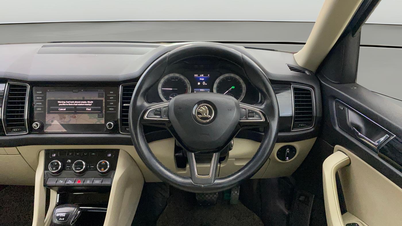 2018 Skoda Kodiaq STYLE 2.0 TDI 4X4 AT, Diesel, Automatic, 1,04,712 km, Steering Wheel Close Up