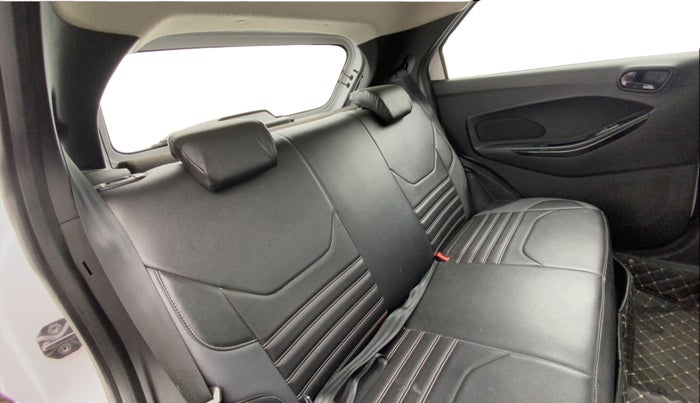 2019 Ford New Figo TITANIUM 1.2 PETROL MT, Petrol, Manual, 33,613 km, Right Side Rear Door Cabin
