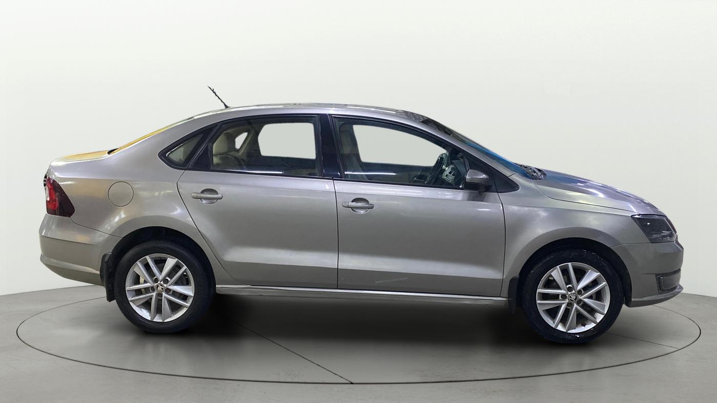 2018 Skoda Rapid STYLE 1.5 TDI AT, Diesel, Automatic, 1,13,827 km, Right Side View