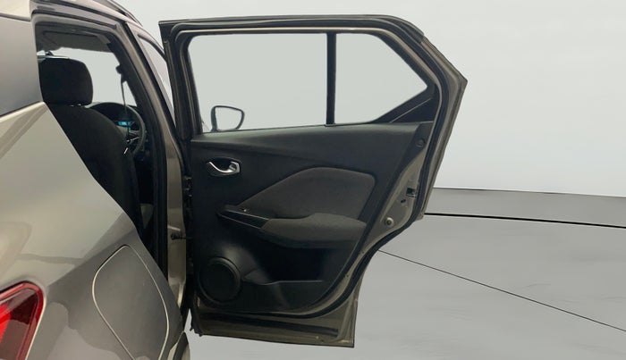 2020 Nissan Kicks XV TURBO 1.3 CVT, Petrol, Automatic, 37,765 km, RHS Rear Door