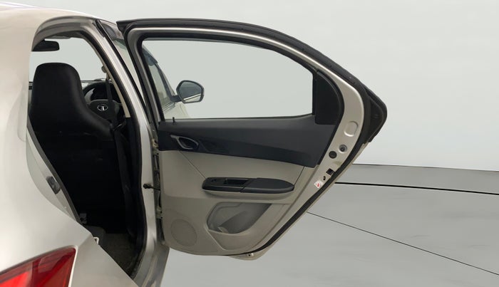 2018 Tata Tiago XT PETROL, Petrol, Manual, 54,178 km, RHS Rear Door
