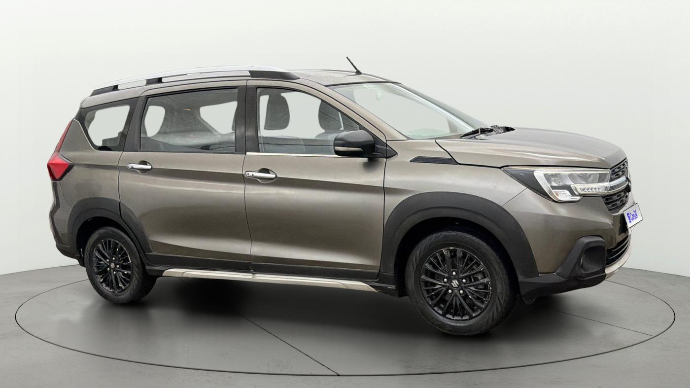 2019 Maruti XL6 ALPHA MT, Petrol, Manual, 1,13,494 km, Right Front Diagonal