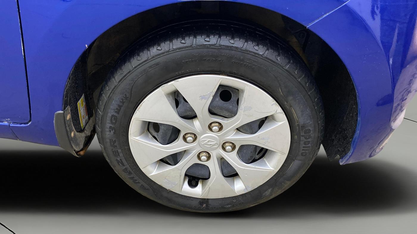 2015 Hyundai Xcent BASE 1.2, Petrol, Manual, 48,263 km, Right Front Wheel