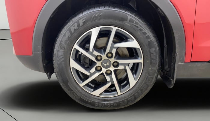 2023 Mahindra XUV300 W8 (O) 1.5 DIESEL AMT, Diesel, Automatic, 63,752 km, Left Front Wheel