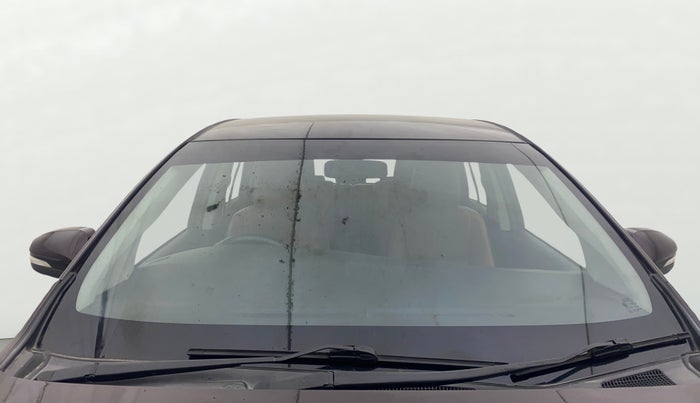 2017 Toyota Innova Crysta 2.4 GX 7 STR, Diesel, Manual, 86,454 km, Front Windshield