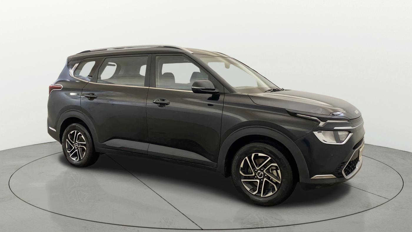2022 KIA CARENS PRESTIGE PLUS 1.4 PETROL 7 STR, Petrol, Manual, 21,288 km, Right Front Diagonal
