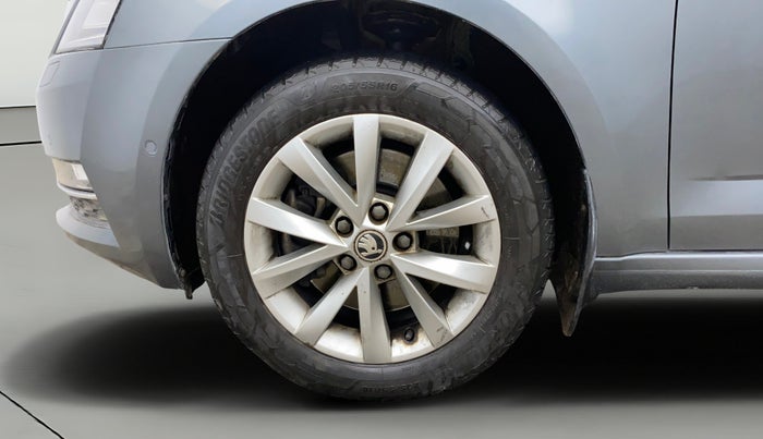 2018 Skoda Octavia L&K 1.8 TSI AT, Petrol, Automatic, 57,765 km, Left Front Wheel