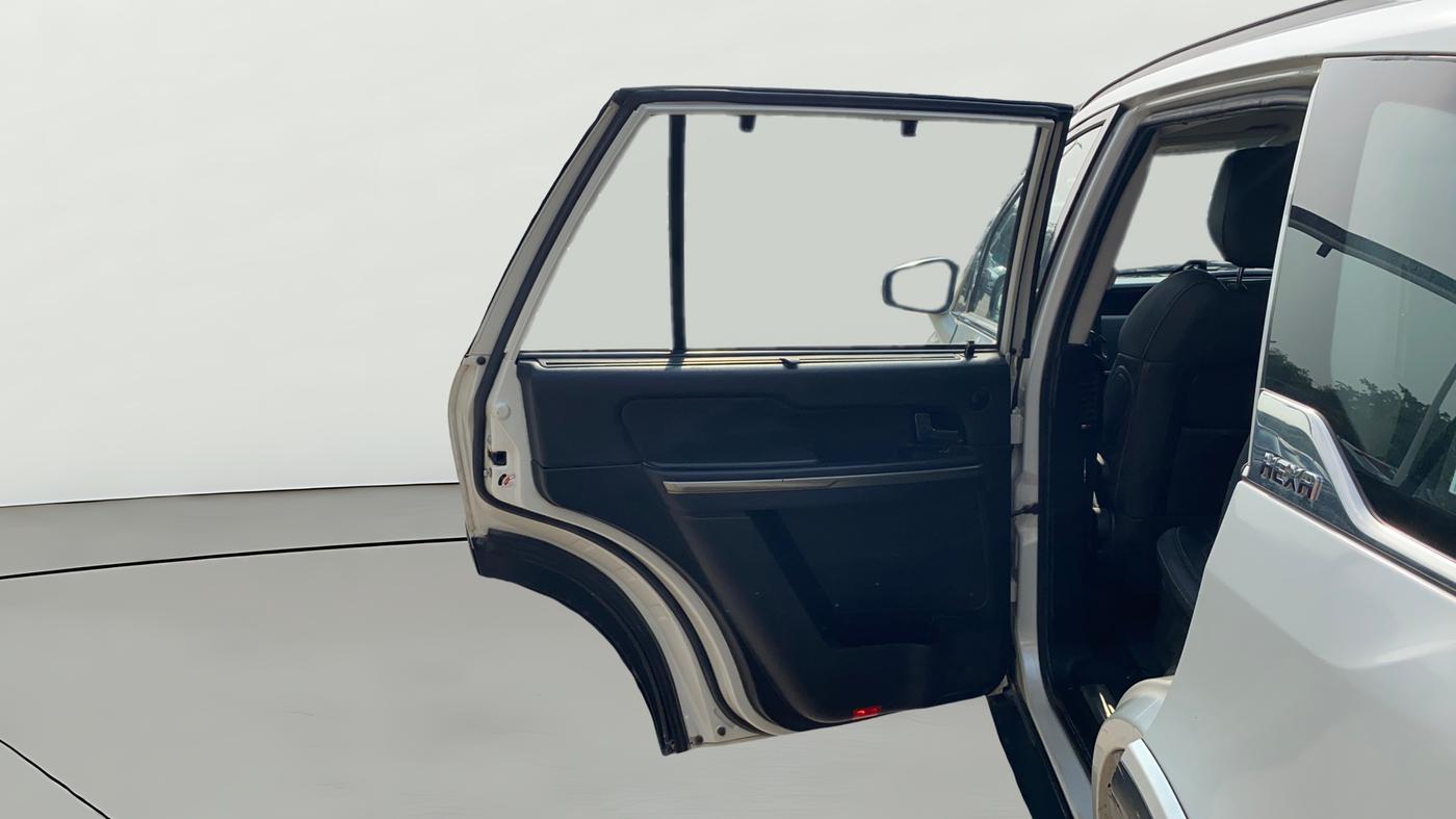 2017 Tata Hexa XTA 4X2 6 STR, Diesel, Automatic, 57,480 km, LHS Rear Door