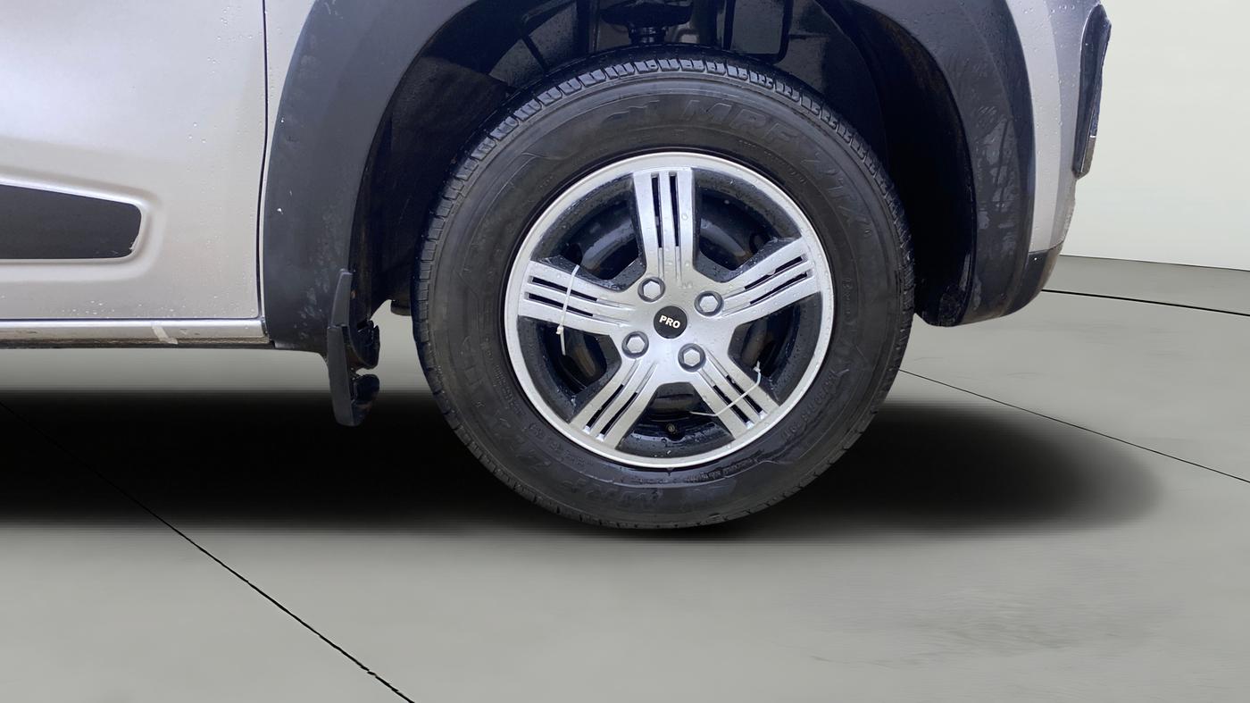 2017 Renault Kwid RXT 0.8, Petrol, Manual, 1,13,911 km, Right Front Wheel