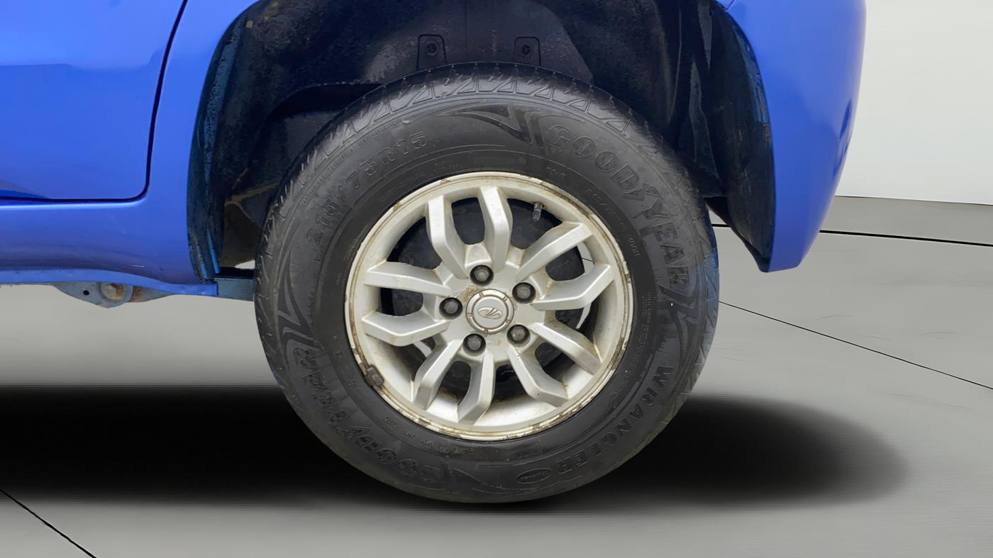 2016 Mahindra TUV300 T8, Diesel, Manual, 89,304 km, Left Rear Wheel