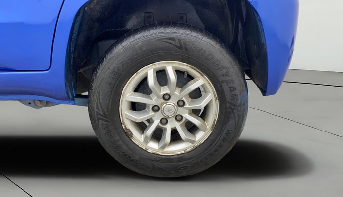 2016 Mahindra TUV300 T8, Diesel, Manual, 89,304 km, Left Rear Wheel