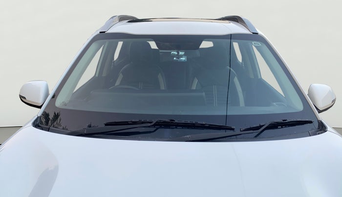 2021 KIA SONET HTX 1.0 IMT, Petrol, Manual, 29,512 km, Front Windshield