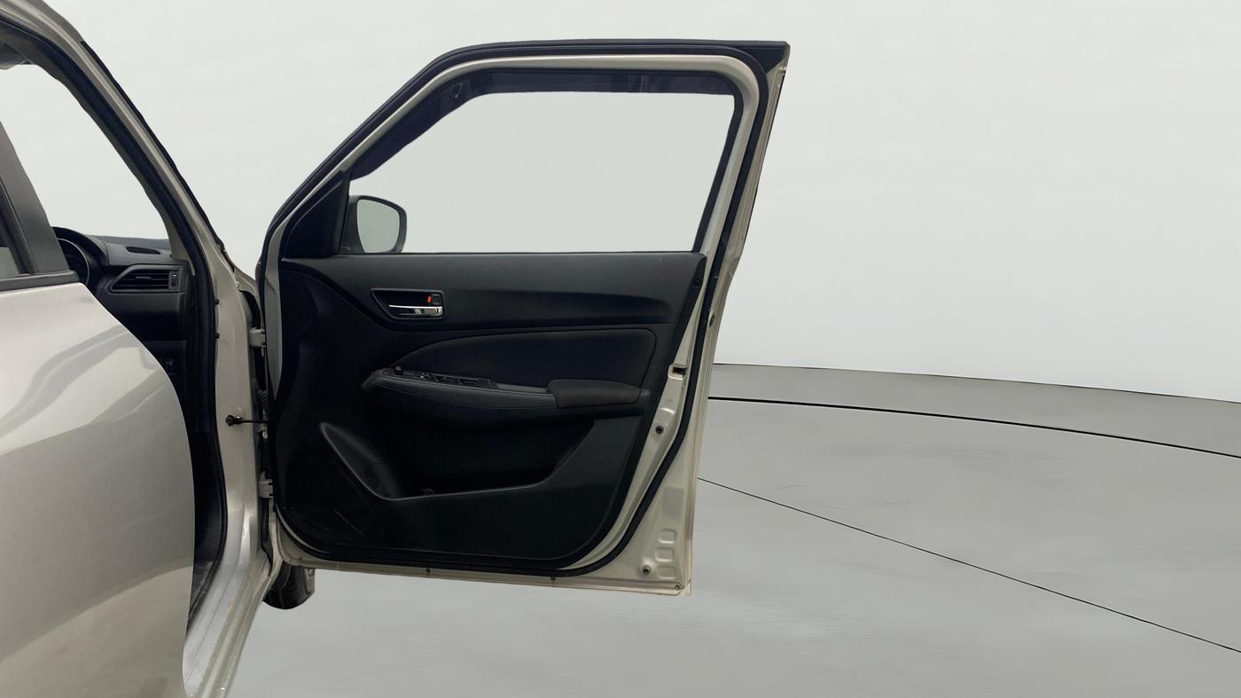 2021 Maruti Swift VXI, Petrol, Manual, 22,027 km, RHS Front Door