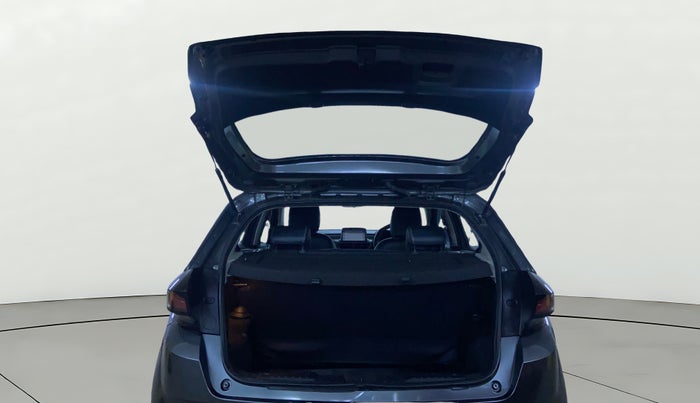 2025 Tata ALTROZ XZ PLUS PETROL, Petrol, Manual, 9,104 km, Boot Door Open