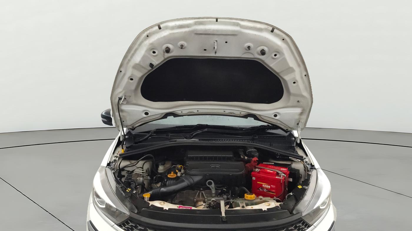 2022 Tata Tiago XZ PLUS CNG, CNG, Manual, 54,248 km, Open Bonet