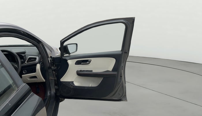 2021 Tata ALTROZ XZ PETROL, Petrol, Manual, 26,606 km, RHS Front Door