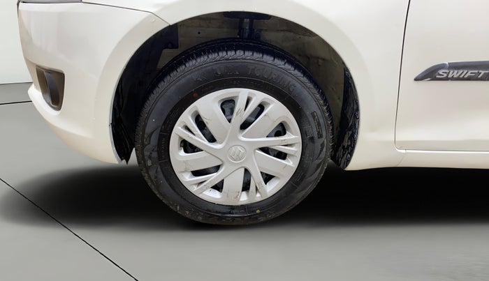 2014 Maruti Swift VXI, Petrol, Manual, 1,06,526 km, Left Front Wheel
