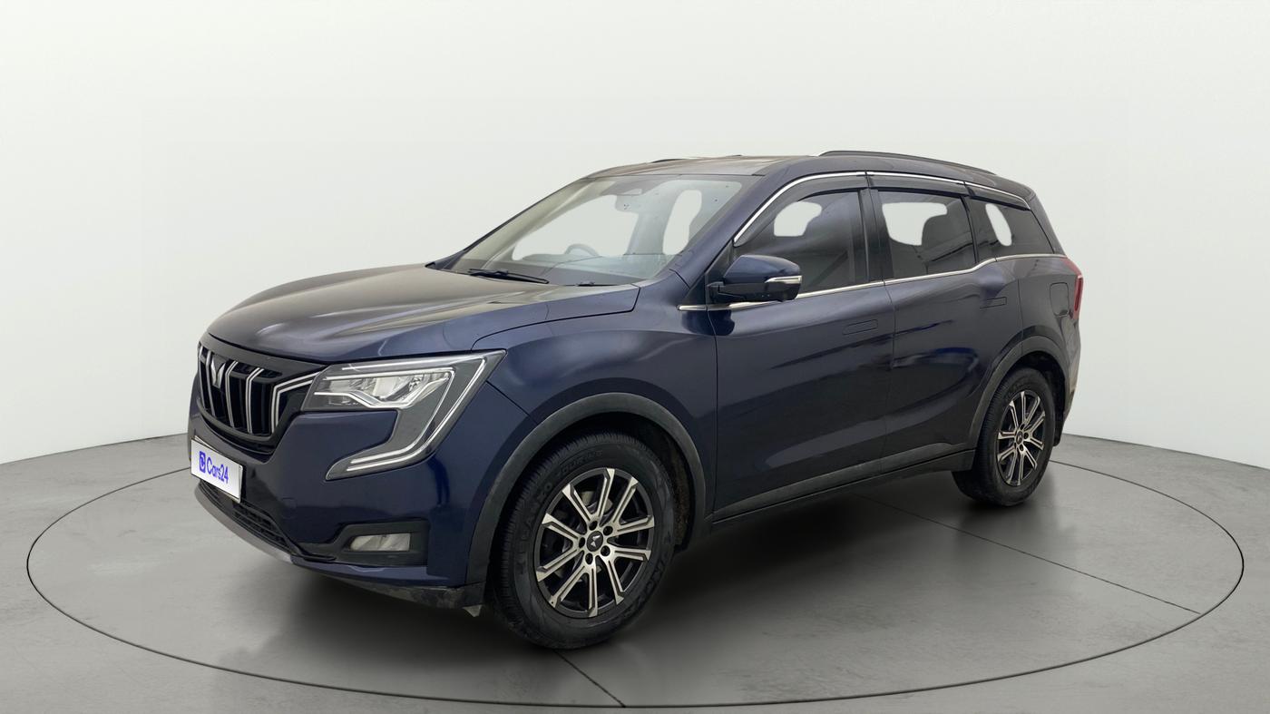 2021 Mahindra XUV700 AX 7 LUXURY P AT 7 STR, Petrol, Automatic, 1,01,825 km, Left Front Diagonal