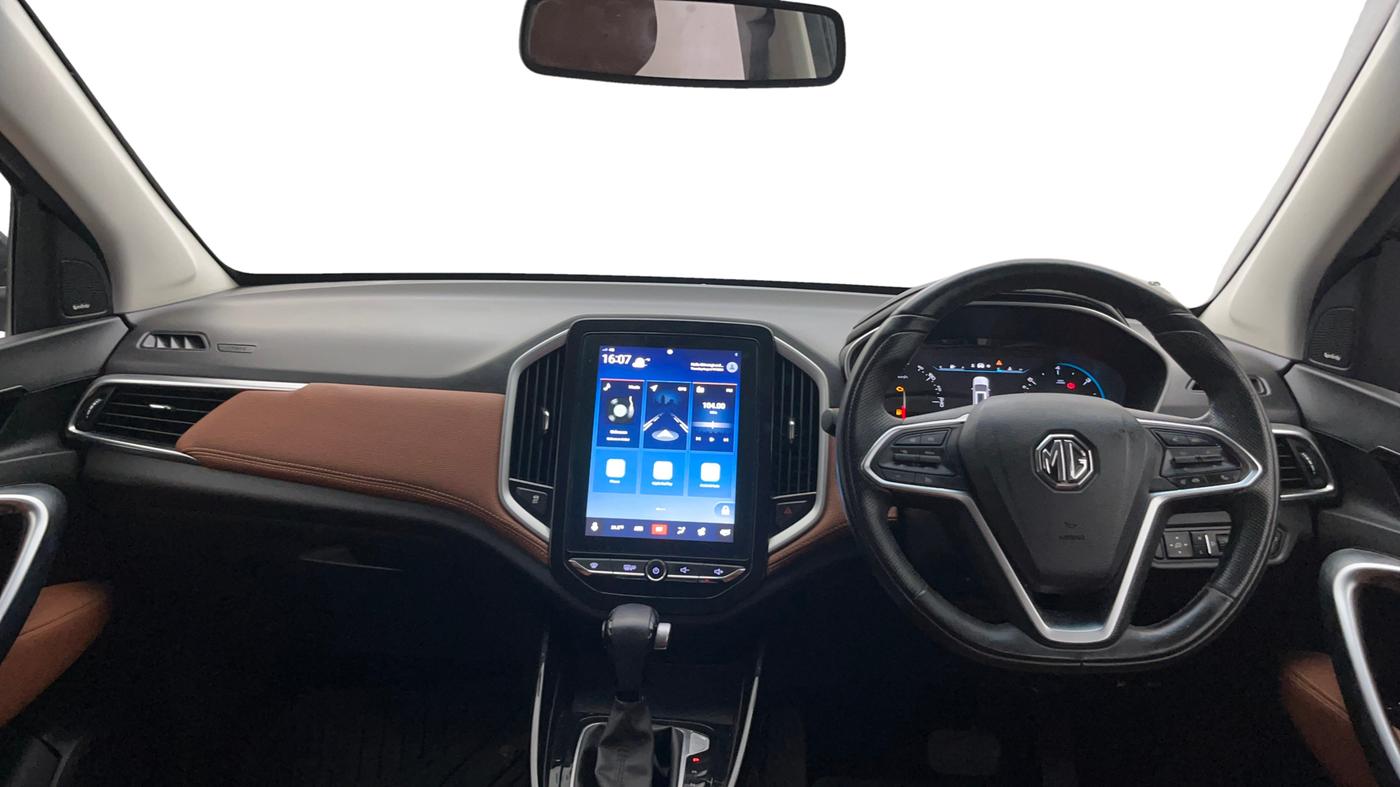 2022 MG HECTOR PLUS SHARP 1.5 PETROL TURBO CVT 6-STR, Petrol, Automatic, 42,456 km, Dashboard