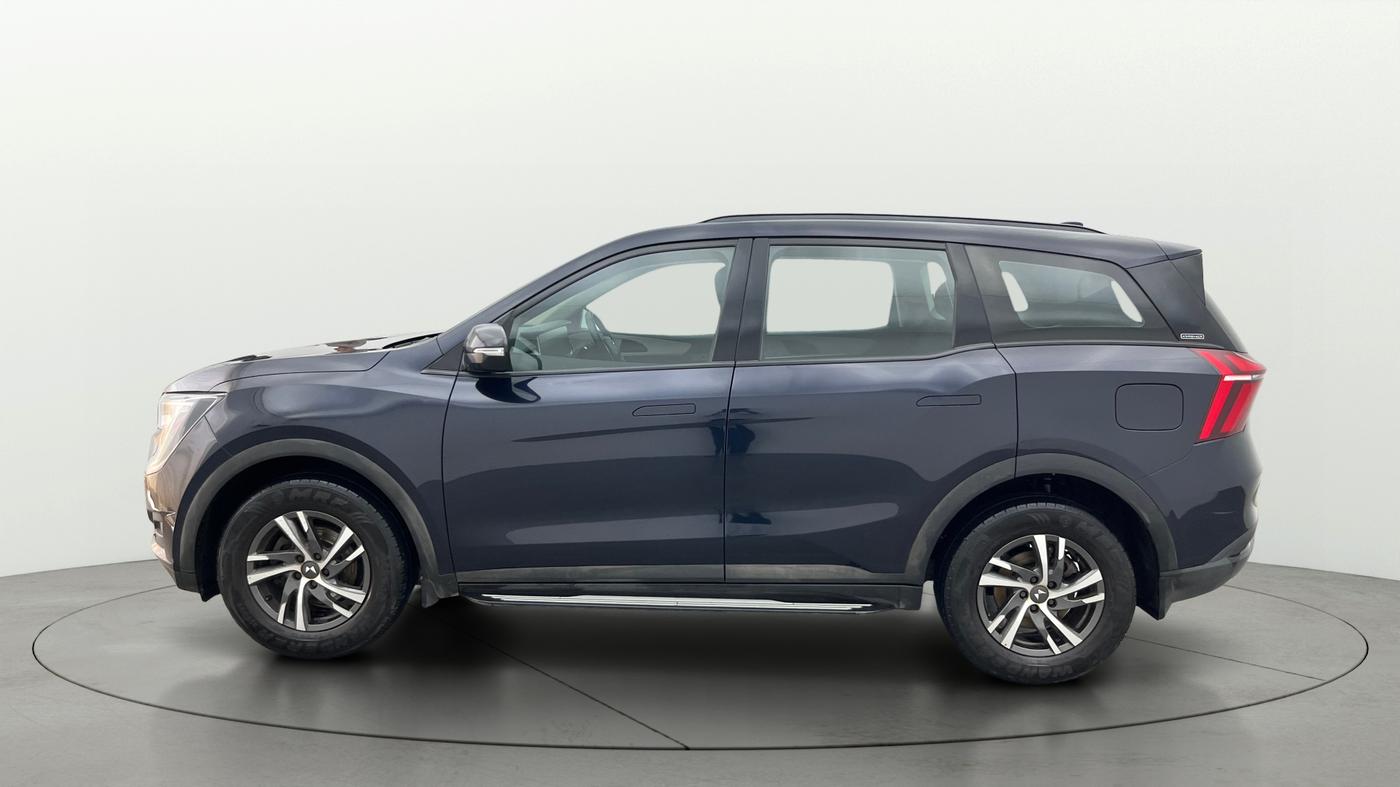 2023 Mahindra XUV700 AX 5 P AT 5 STR, Petrol, Automatic, 35,913 km, Left Side