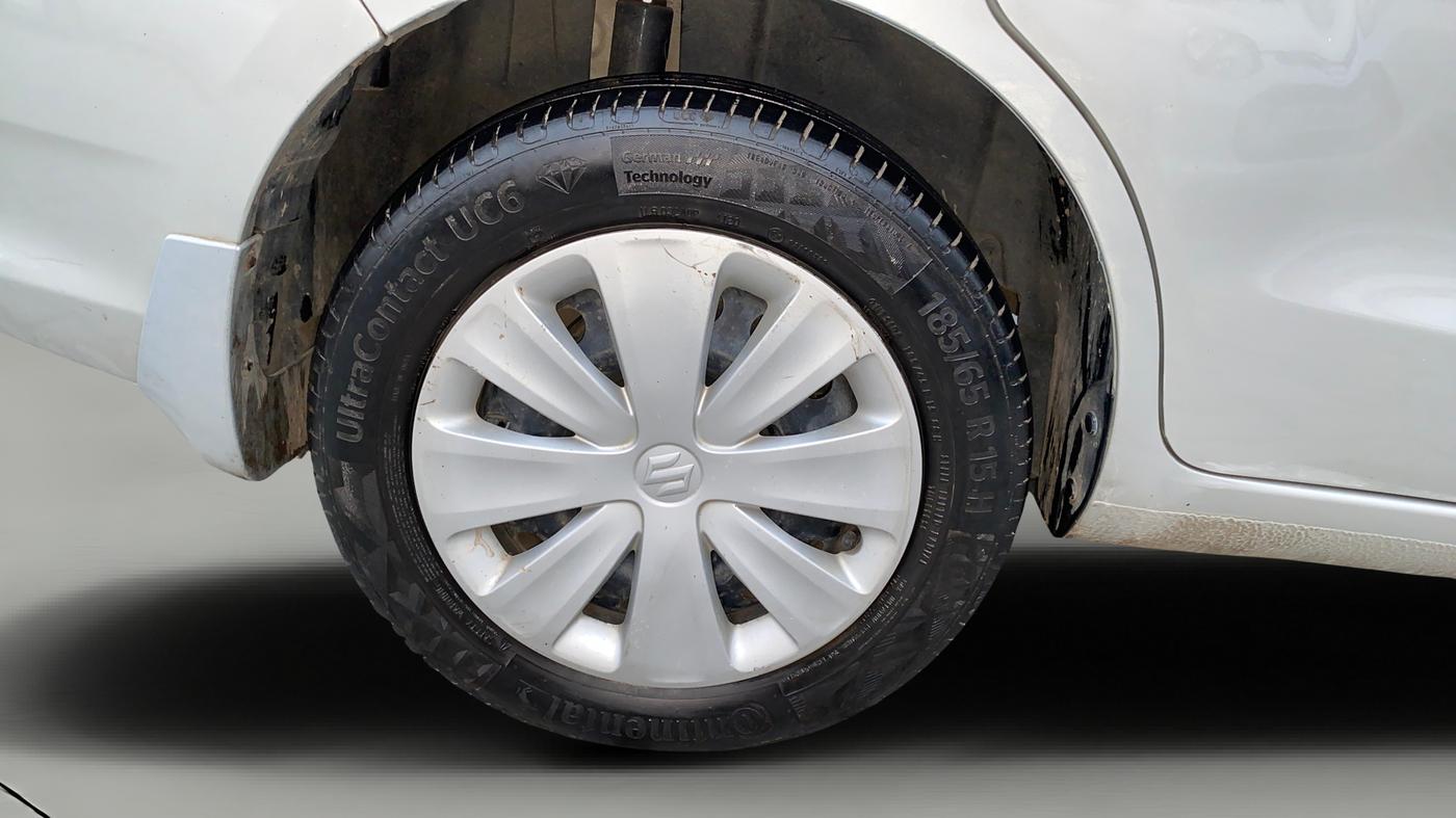 2016 Maruti Ertiga VDI SHVS, Diesel, Manual, 1,07,444 km, Right Rear Wheel