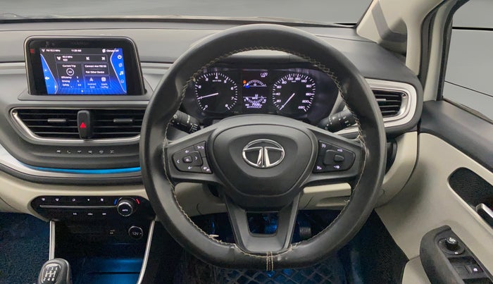 2021 Tata ALTROZ XZ PETROL, Petrol, Manual, 25,688 km, Steering Wheel Close Up
