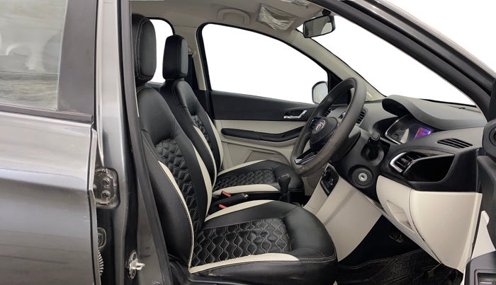 2022 Tata Tiago XZ PLUS CNG, CNG, Manual, 62,618 km, Right Side Front Door Cabin