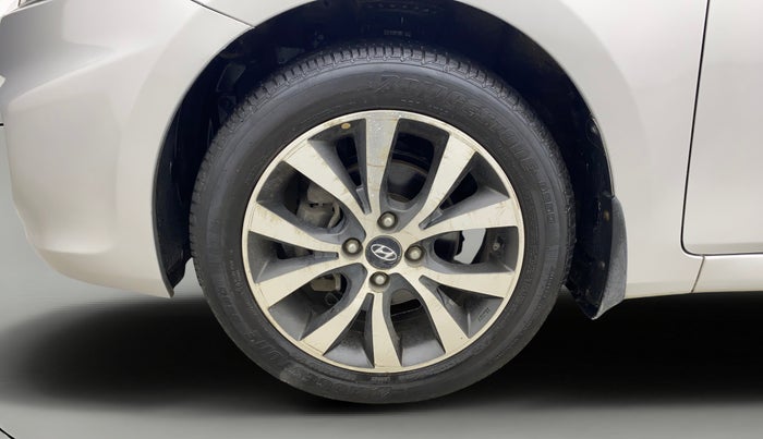 2014 Hyundai Verna FLUIDIC 1.6 VTVT SX, Petrol, Manual, 81,762 km, Left Front Wheel