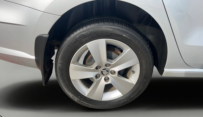 2019 Skoda Rapid AMBITION 1.5 TDI, Diesel, Manual, 71,520 km, Right Rear Wheel