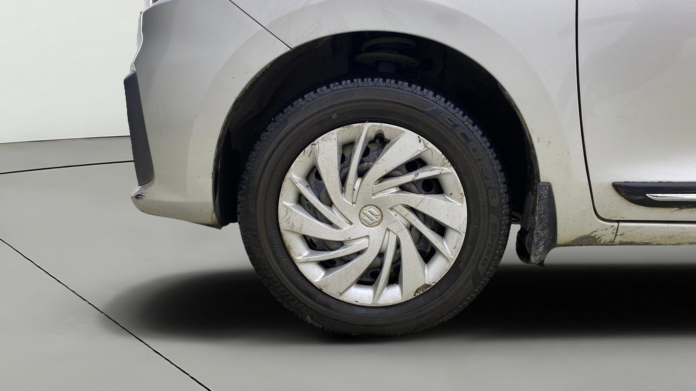2022 Maruti Ertiga VXI SHVS, Petrol, Manual, 9,786 km, Left Front Wheel