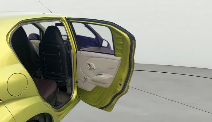 2016 Datsun Redi Go S, Petrol, Manual, 95,733 km, RHS Rear Door