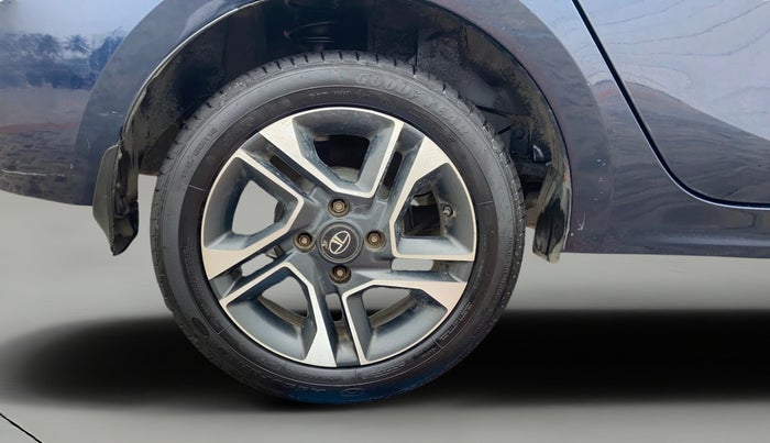 2019 Tata TIGOR XZA PLUS PETROL, Petrol, Automatic, 31,263 km, Right Rear Wheel