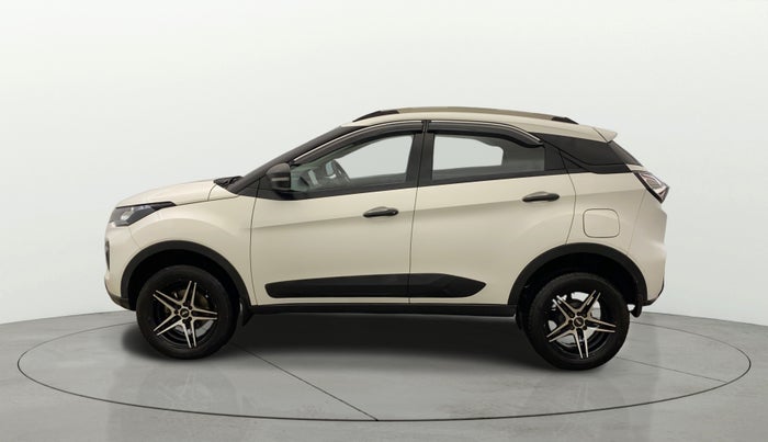 2023 Tata NEXON XE PETROL, Petrol, Manual, 23,059 km, Left Side