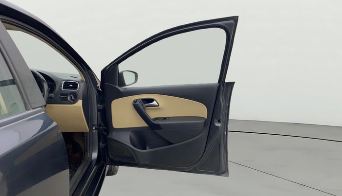 2019 Volkswagen Ameo HIGHLINE PLUS 1.5L AT 16 ALLOY, Diesel, Automatic, 59,455 km, RHS Front Door