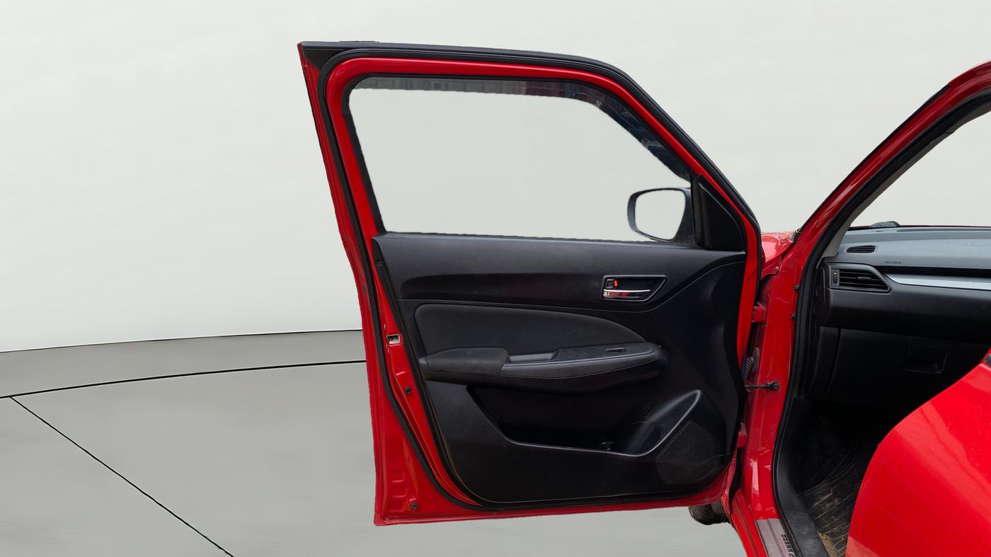 2020 Maruti Swift VXI, Petrol, Manual, 46,854 km, LHS Front Door
